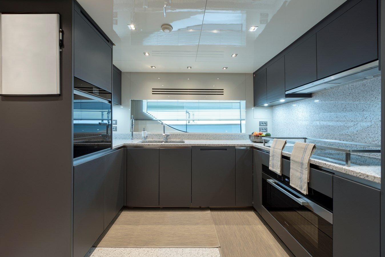 SD 126 M/Y INSIEME