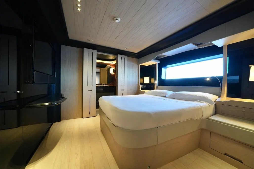 SANLORENZO SD 118 M/Y PENTA for Sale by Futura Yacht