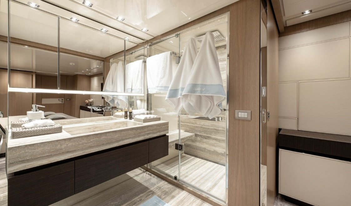 SD 126 M/Y INSIEME