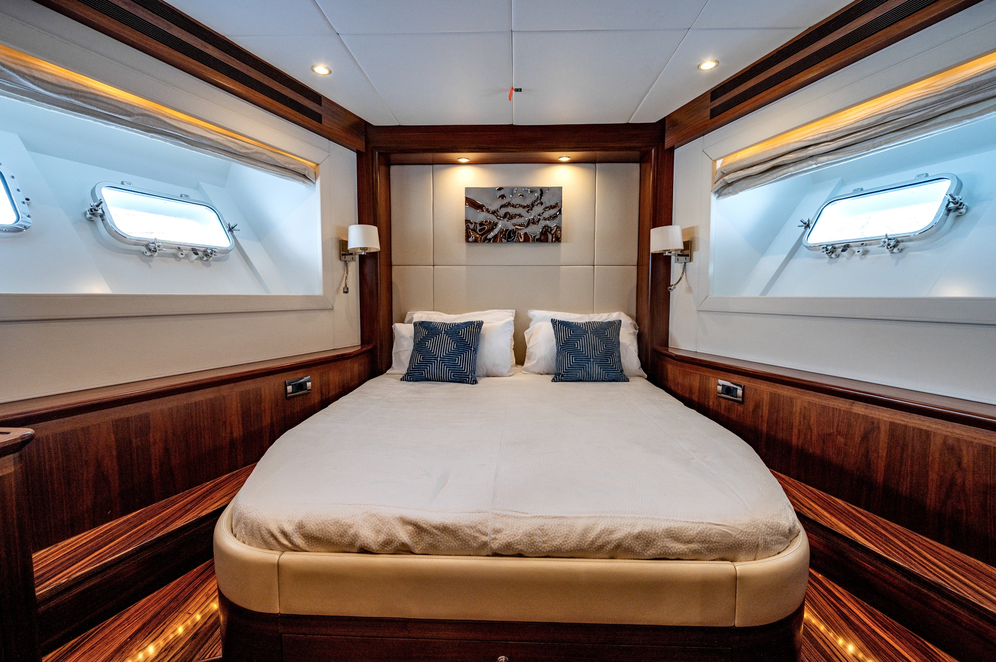 MULDER M/Y FIREFLY 2015